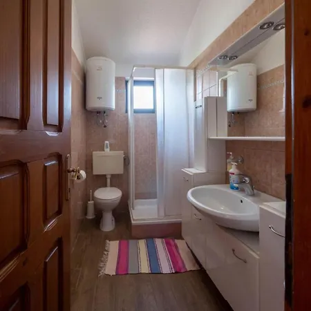 Ante - Comfortable & Free Parking Apartmán