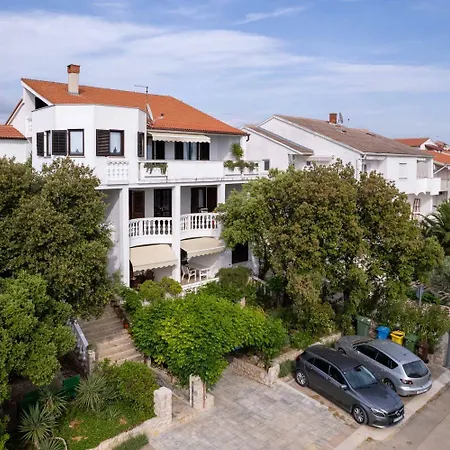 Apartmán Ante - Comfortable & Free Parking Mandre