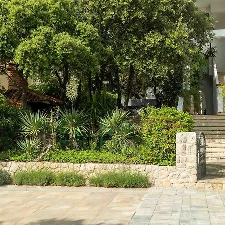Ante - Comfortable & Free Parking Apartmán